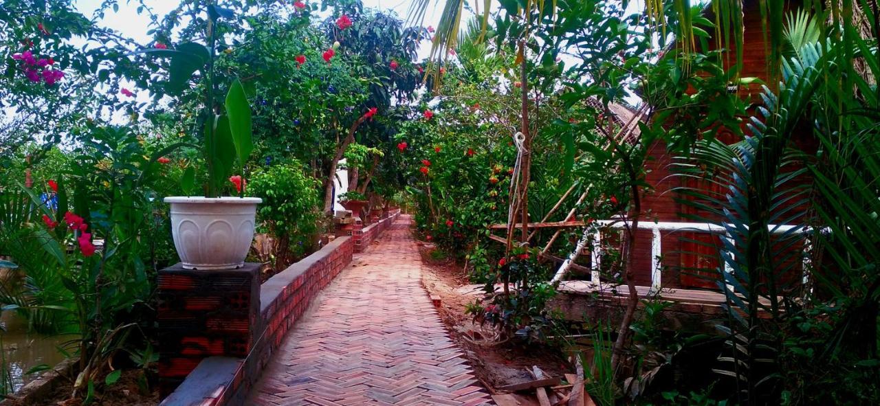 Hong Thai River Side Homestay Ben Tre Buitenkant foto