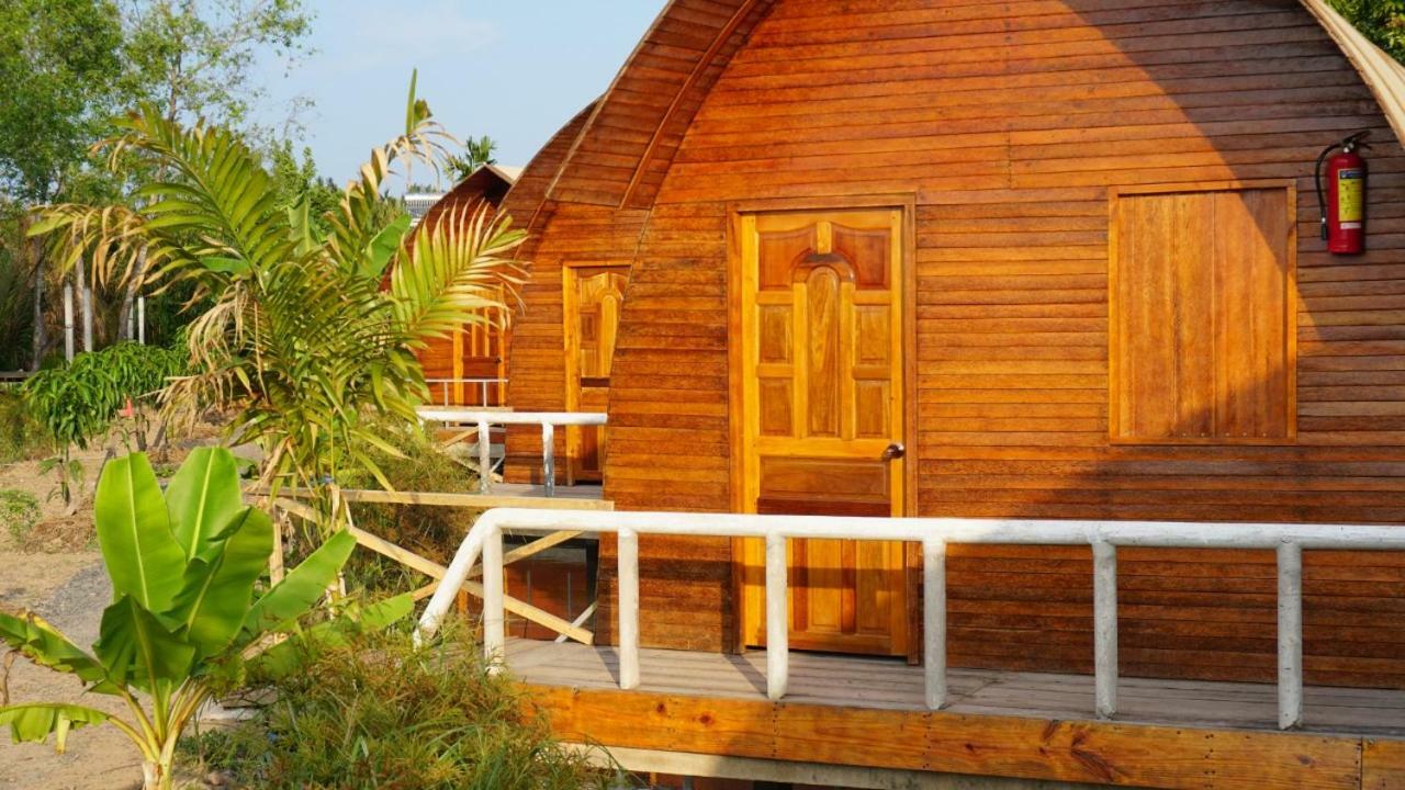 Hong Thai River Side Homestay Ben Tre Buitenkant foto